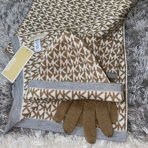 NWT Michael Kors Hat, Scarf, Gloves Combo!